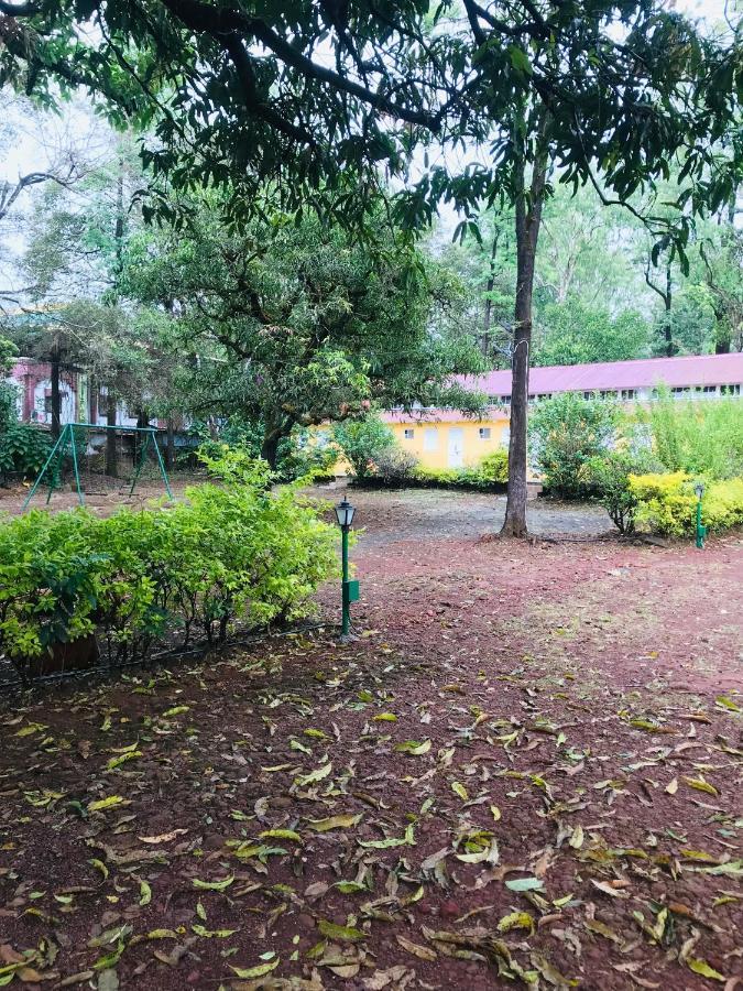 Citadel Resort Panchgani Esterno foto