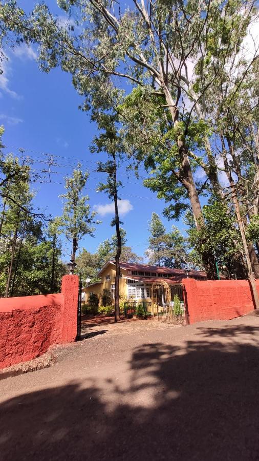 Citadel Resort Panchgani Esterno foto